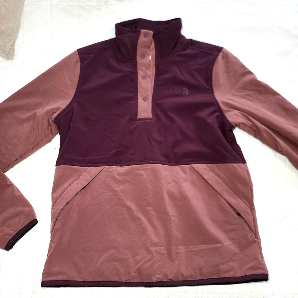 North Face 1/4 zip fleece pullover